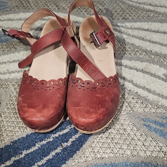 Dansko Burgundy Leather Mary Jane Heels with Ankle Strap - Picture 2 of 7
